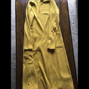 Large mustard LuLaRoe Sarah duster